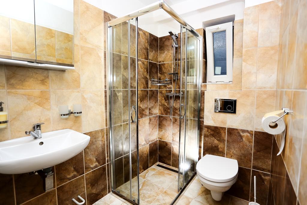 Appartement Pod Dubom à Liptovský Mikuláš Extérieur photo