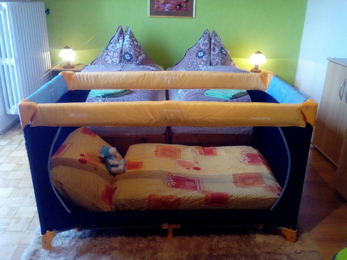 Appartement Pod Dubom à Liptovský Mikuláš Extérieur photo